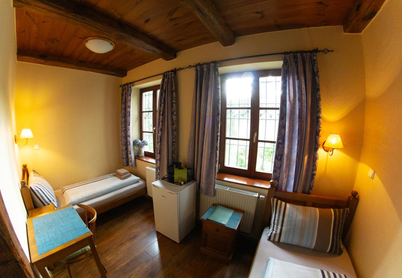 Hotel Stary Dum Cernosice Exterior foto