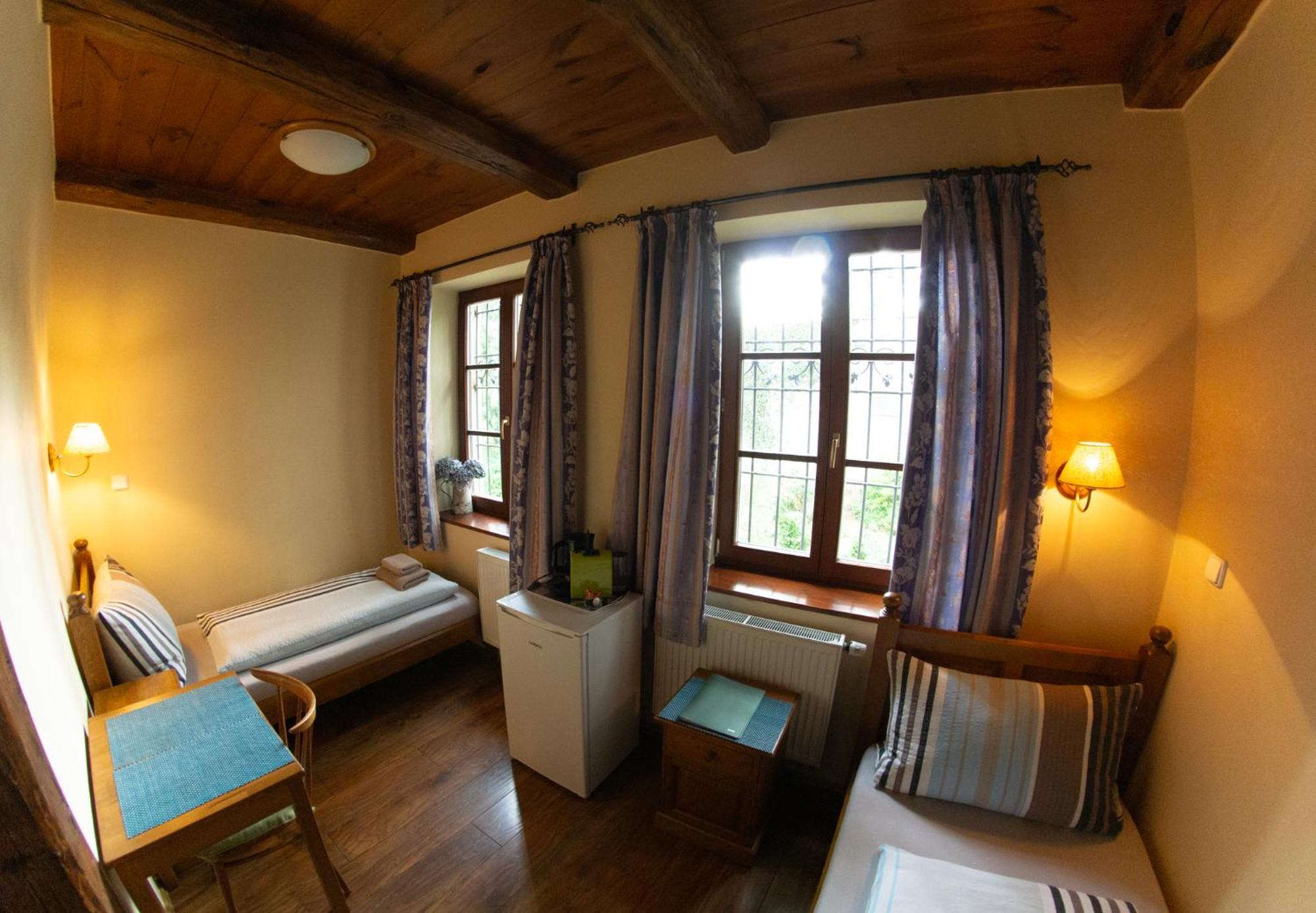 Hotel Stary Dum Cernosice Exterior foto